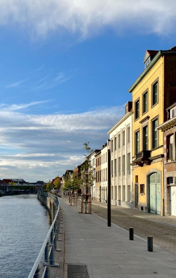 Appartement Et Parking Privatif Le Long De L Escaut Tournai Exteriér fotografie